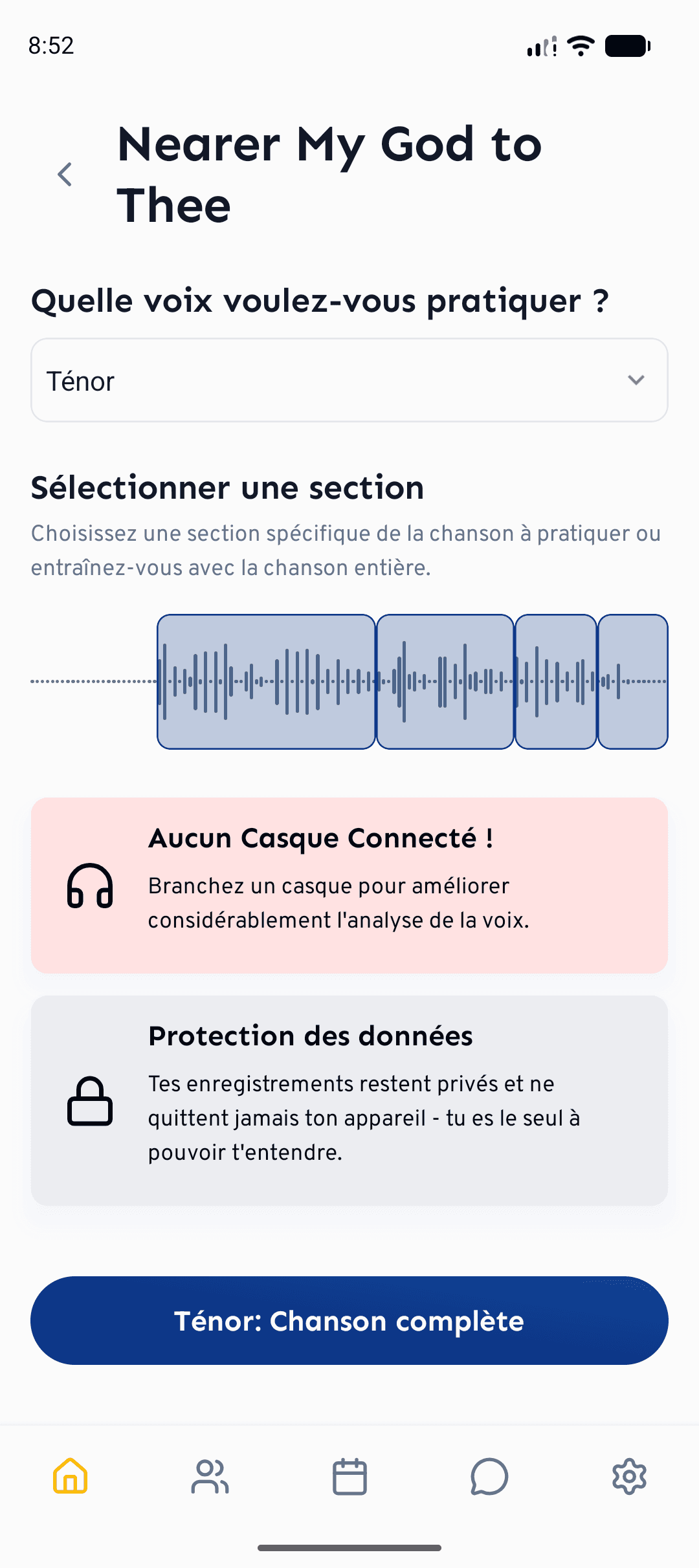Touchez l'icône du micro sur un morceau, puis choisissez la voix et le passage que vous voulez travailler.