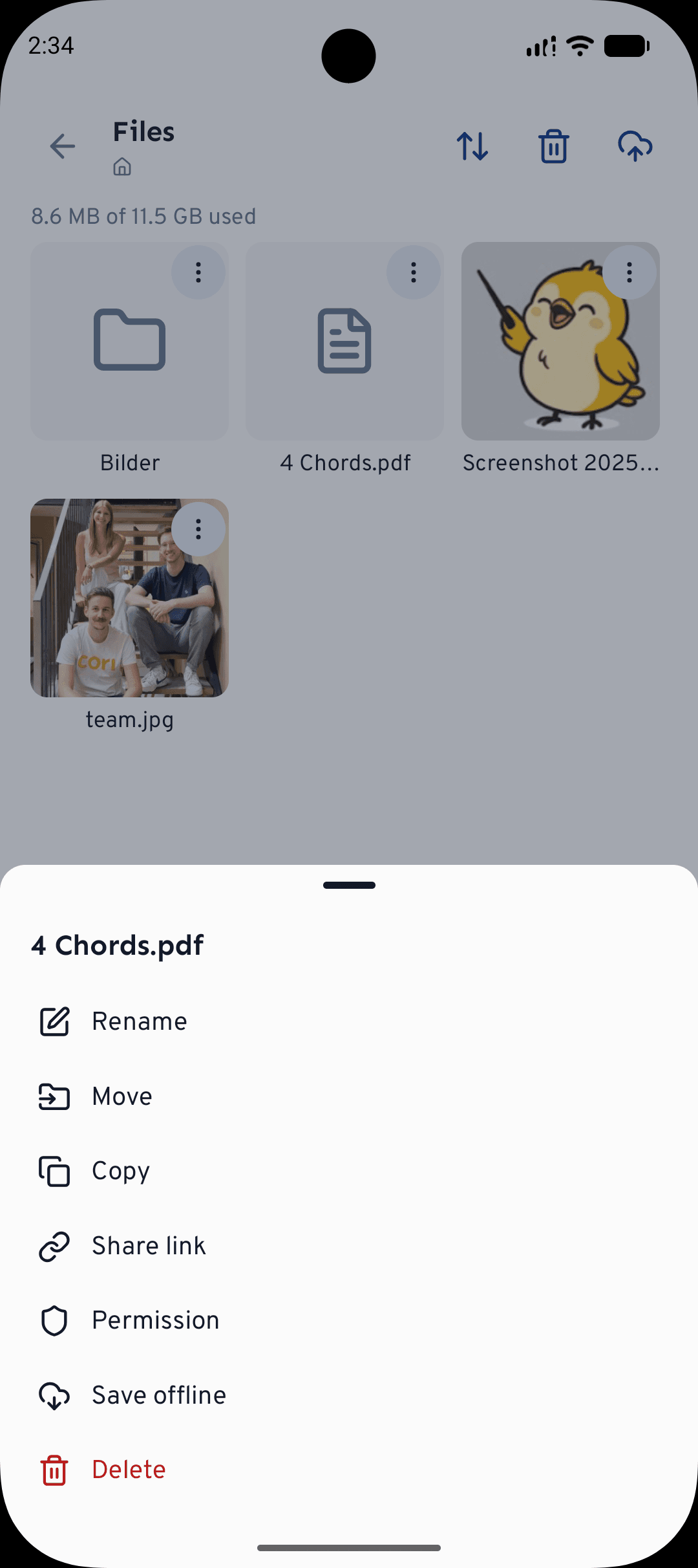 在App里浏览合唱团的文件,从合唱团标签页进入。